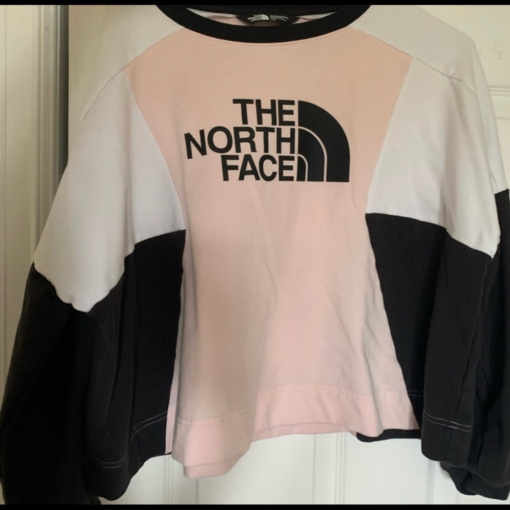 North face cropped sweater